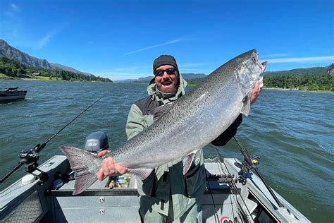 What to Expect When You Book a Portland Fishing Guide with .